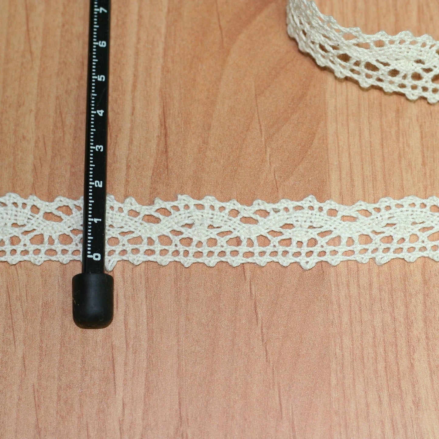 5mt cotton crochet lace vintage trimming (4726)