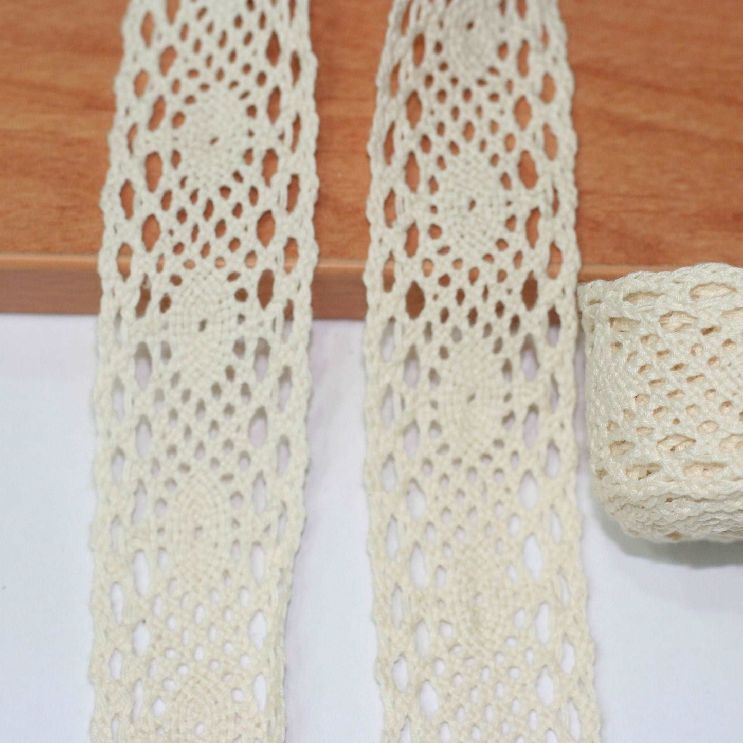 5mt cotton crochet lace vintage trimming (9533)