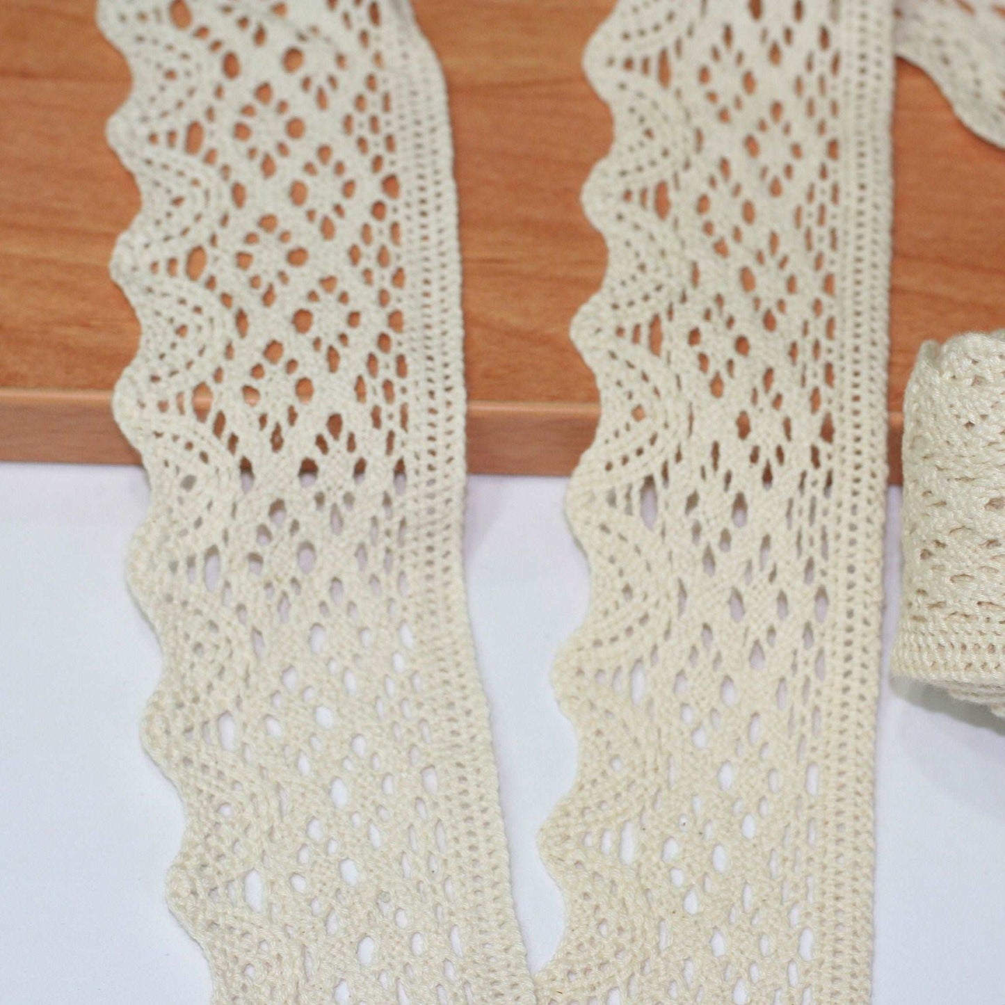 5mt cotton crochet lace vintage trimming (333)
