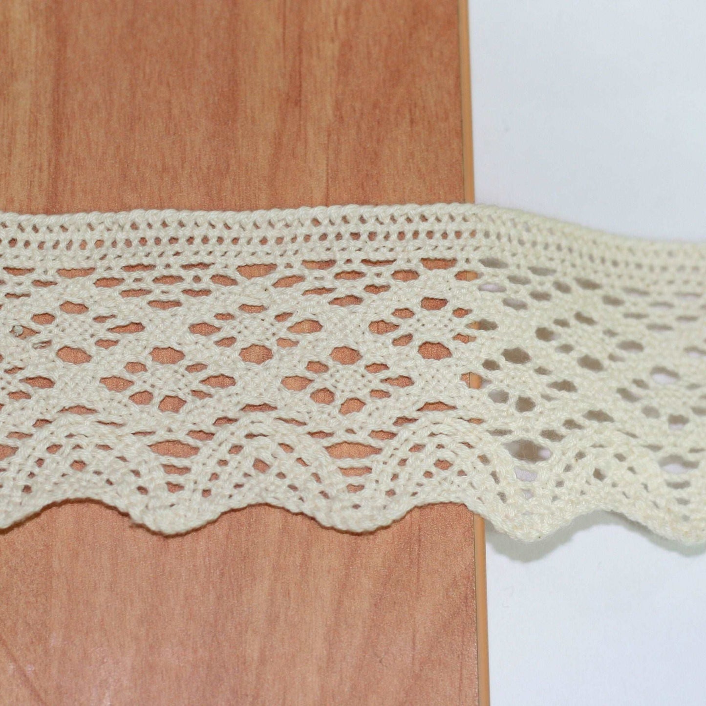 5mt cotton crochet lace vintage trimming (333)