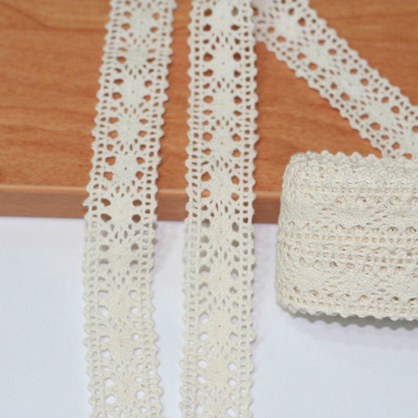5mt cotton crochet lace vintage trimming (34513)