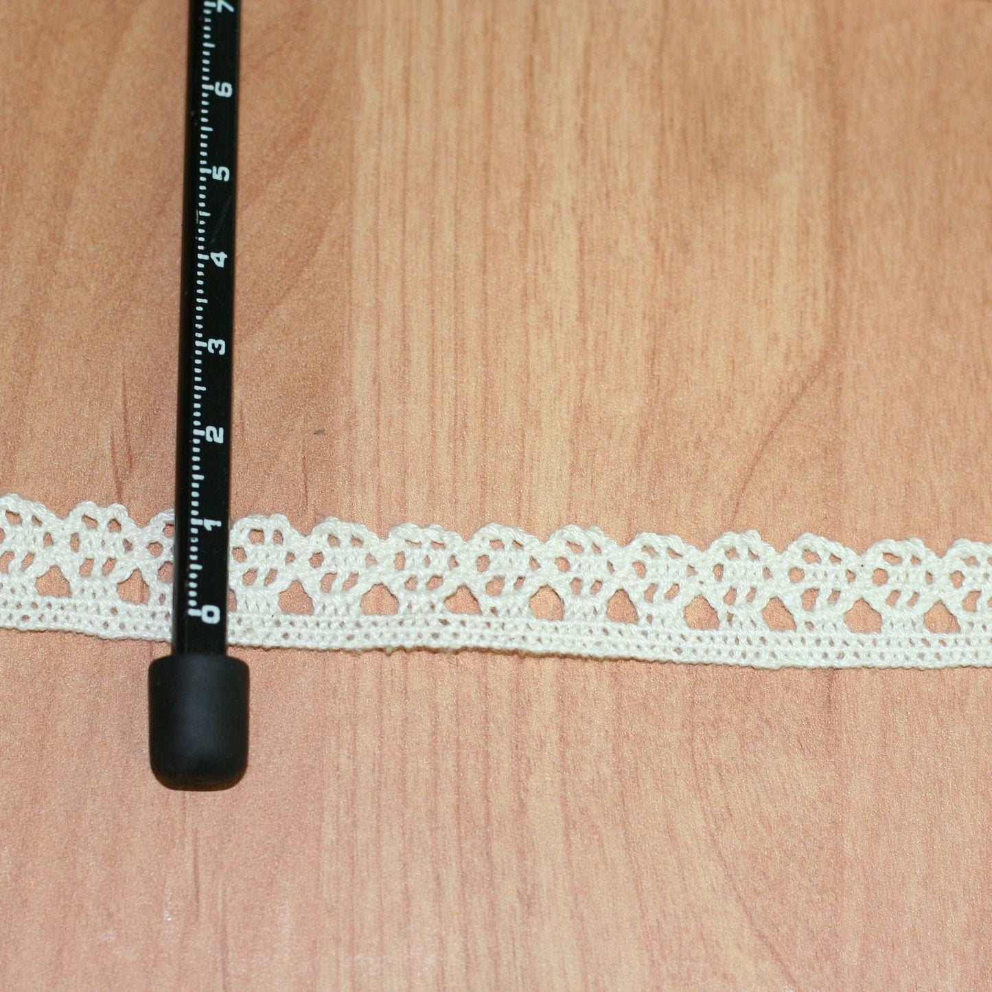 cotton crochet lace trimming - 5 mt (8244)
