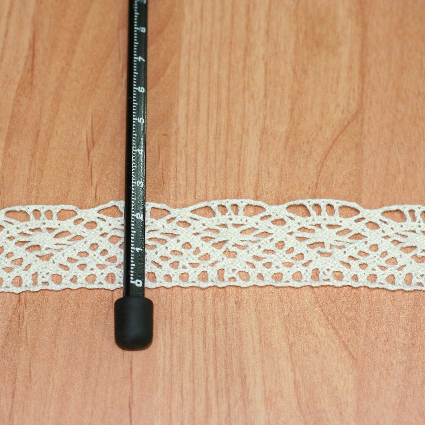 5mt cotton crochet lace vintage trimming (653)
