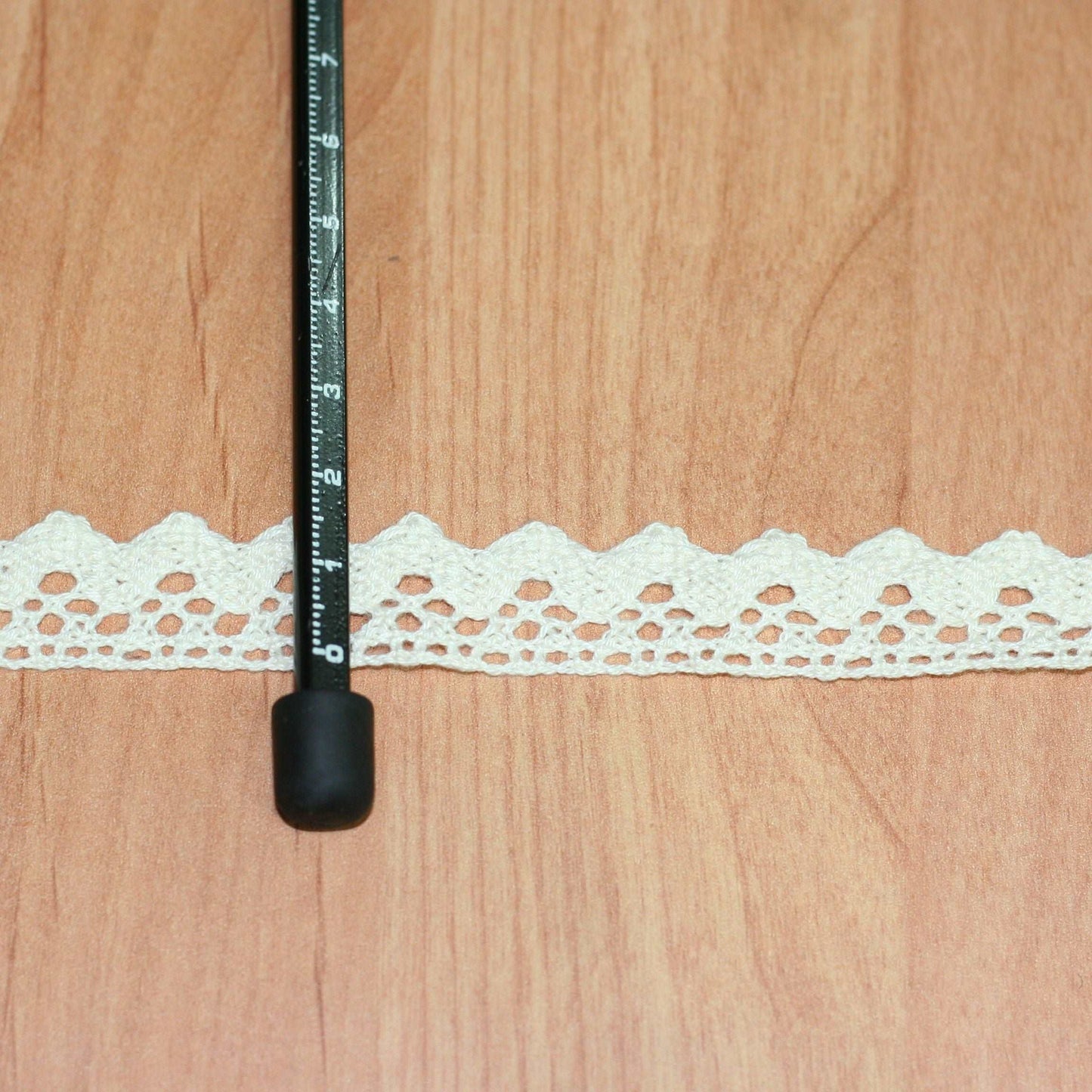 5mt cotton crochet lace vintage trimming (420)