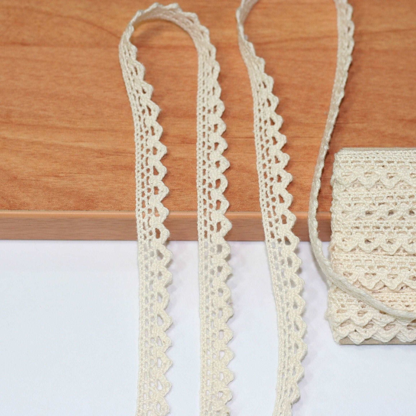 cotton crochet lace trimming - 5 mt (s169)