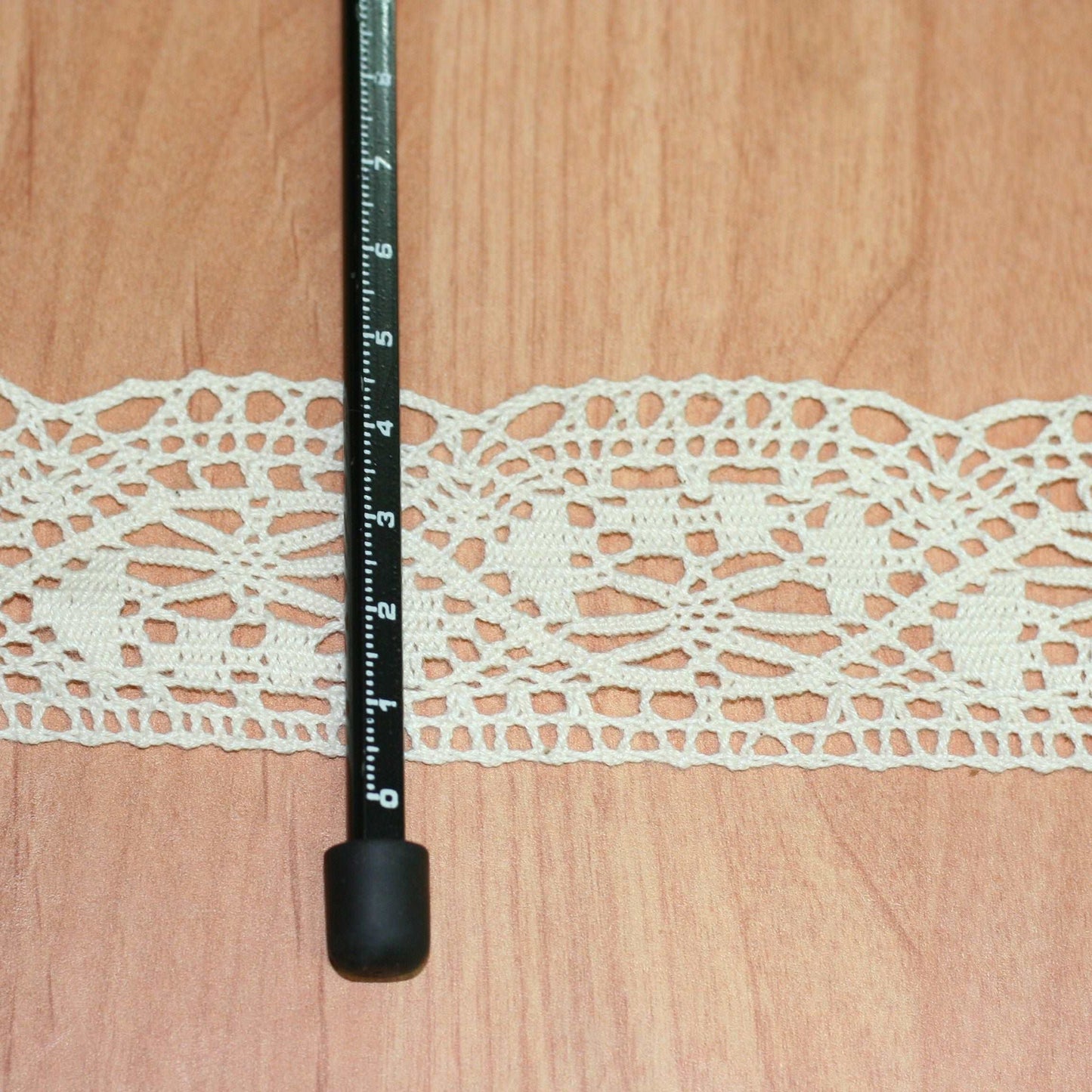 5mt cotton crochet lace vintage trimming (470)