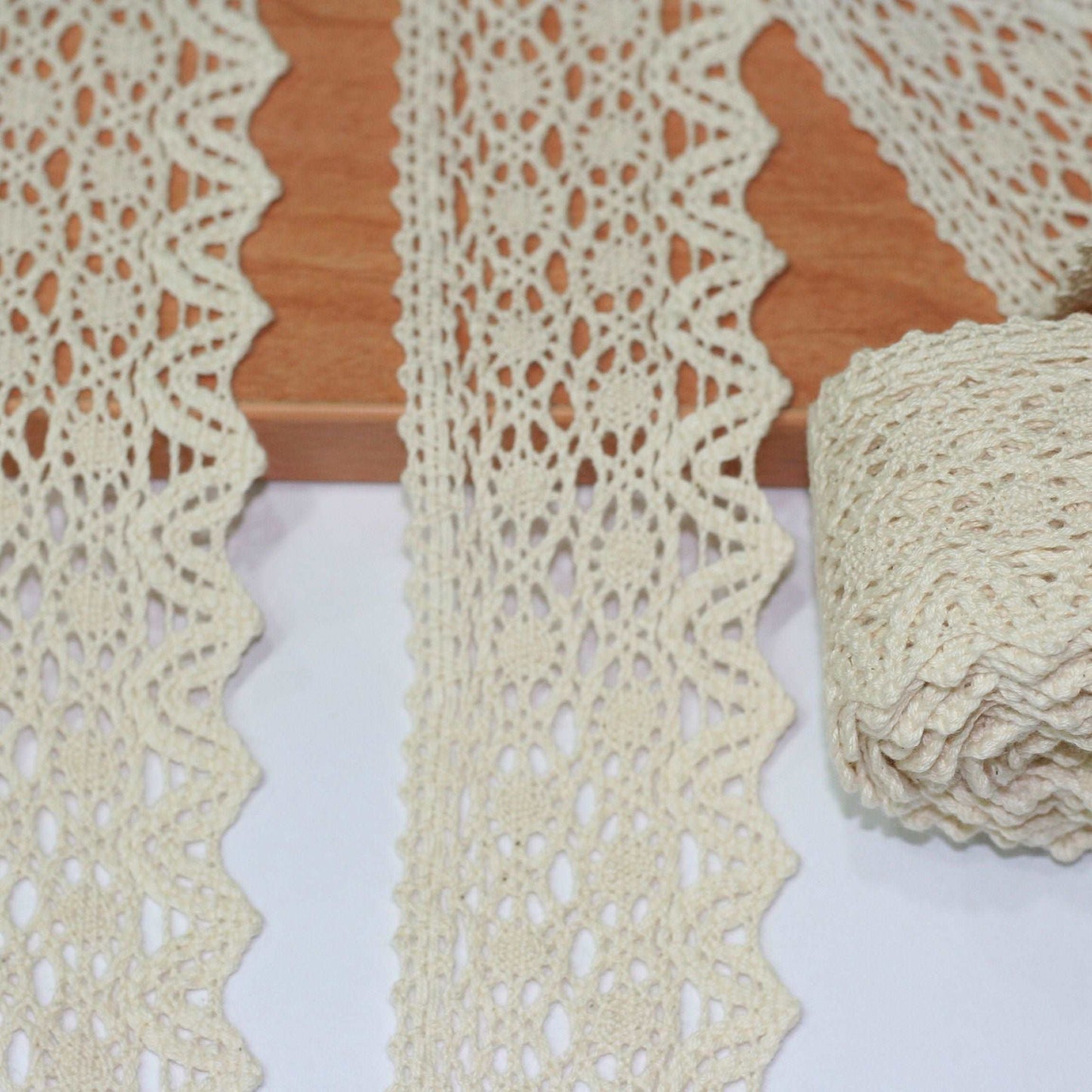 5mt cotton crochet lace vintage trimming (5243)