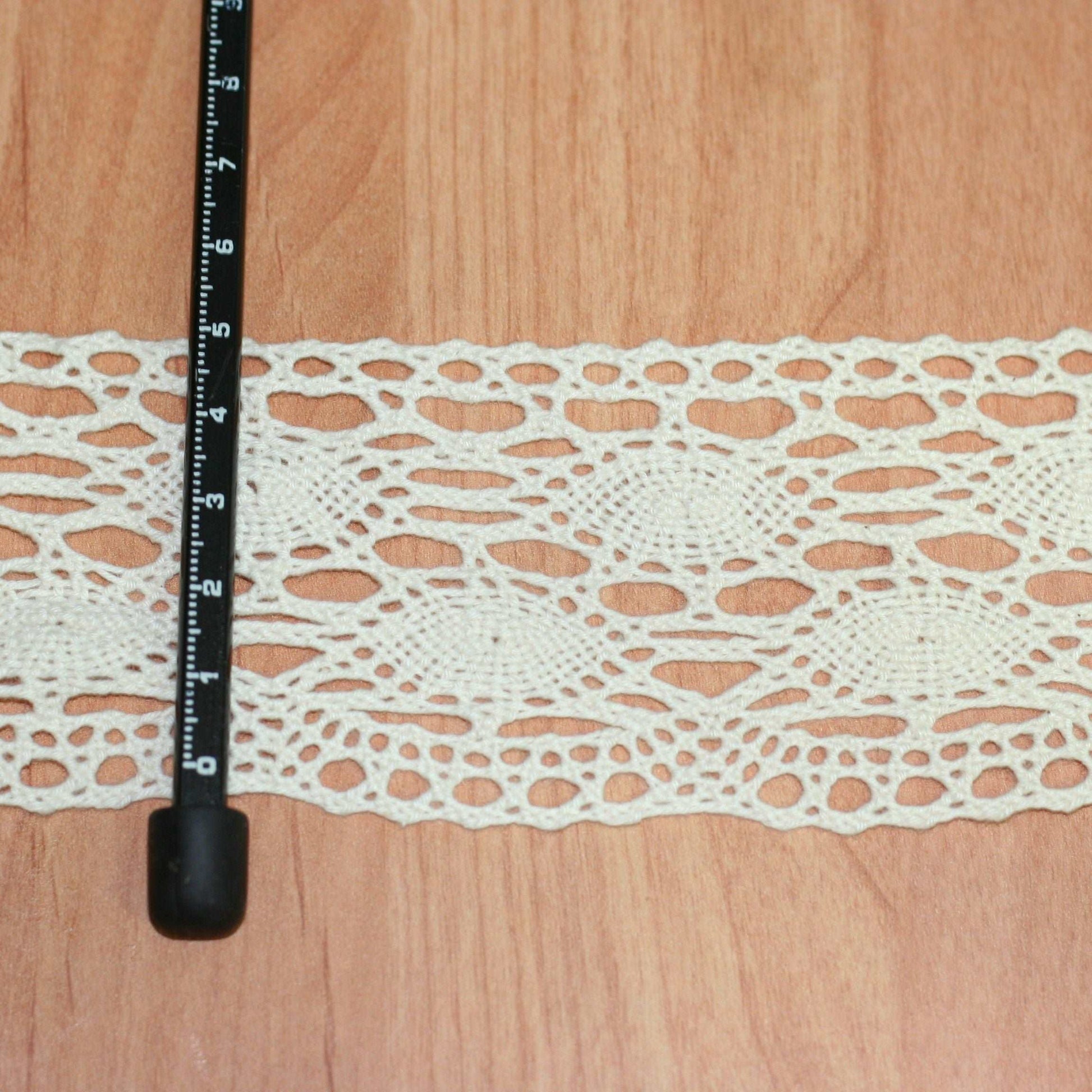 5mt cotton crochet lace vintage trimming (7017)