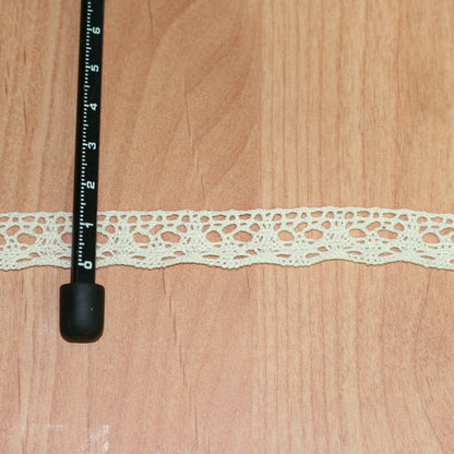 cotton crochet lace trimming - 5 mt (9562)