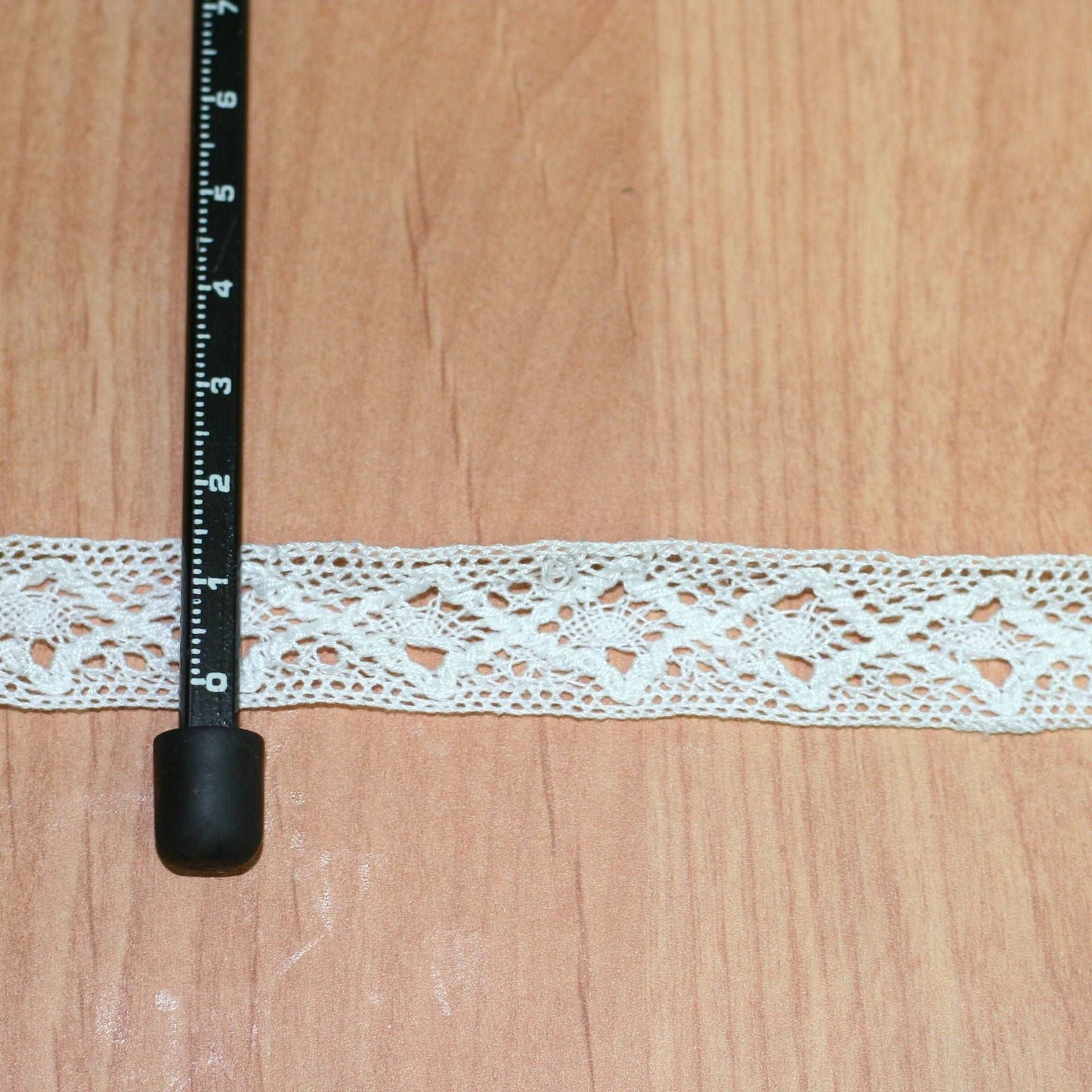 cotton crochet lace trimming  - 5 mt (729)