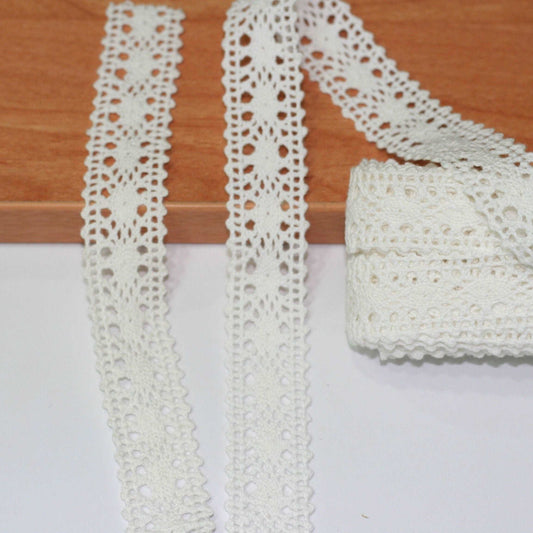 5mt cotton crochet lace vintage trimming (34513) off-white / 5 mt