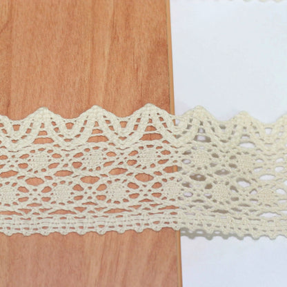 5mt cotton crochet lace vintage trimming (5243)